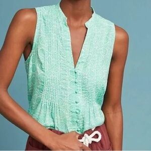 Anthropologie Maeve Petunia Pintucked Sleeveless Top in Green size Medium